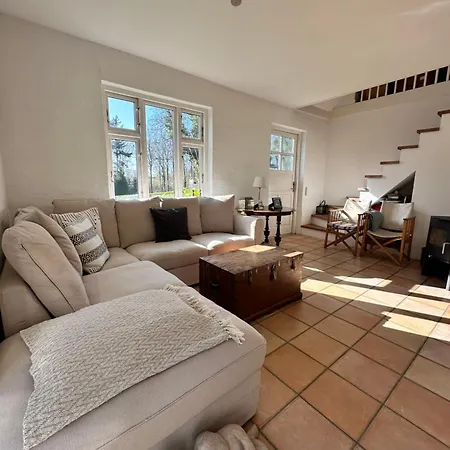 Chalet Havehuset Er En Oase I Skoven - Fa Hele Huset For Jer Selv! Stenstrup