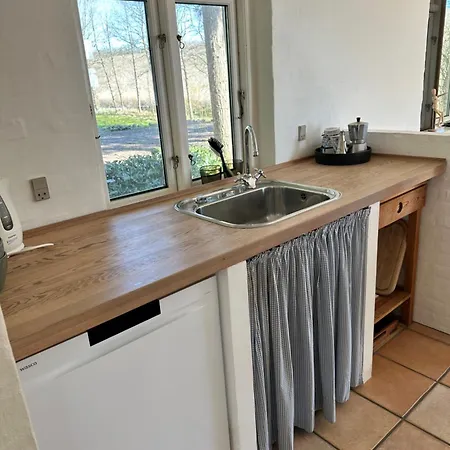 Chalet Havehuset Er En Oase I Skoven - Fa Hele Huset For Jer Selv!