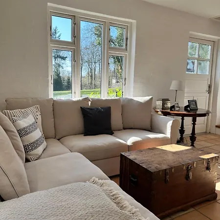 Havehuset Er En Oase I Skoven - Fa Hele Huset For Jer Selv!