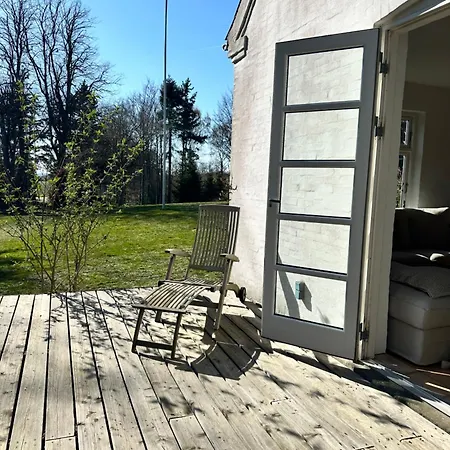 Havehuset Er En Oase I Skoven - Fa Hele Huset For Jer Selv! * Stenstrup