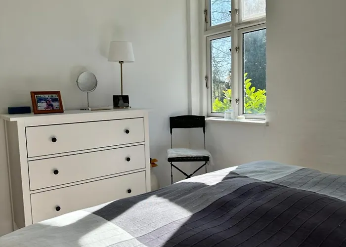 Havehuset Er En Oase I Skoven - Fa Hele Huset For Jer Selv! シャレー *